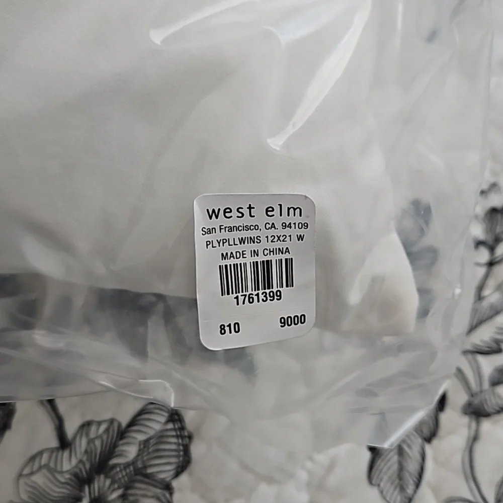 NWT SILK SARI ACCENT PILLOW COVER & PILLOW INSERT